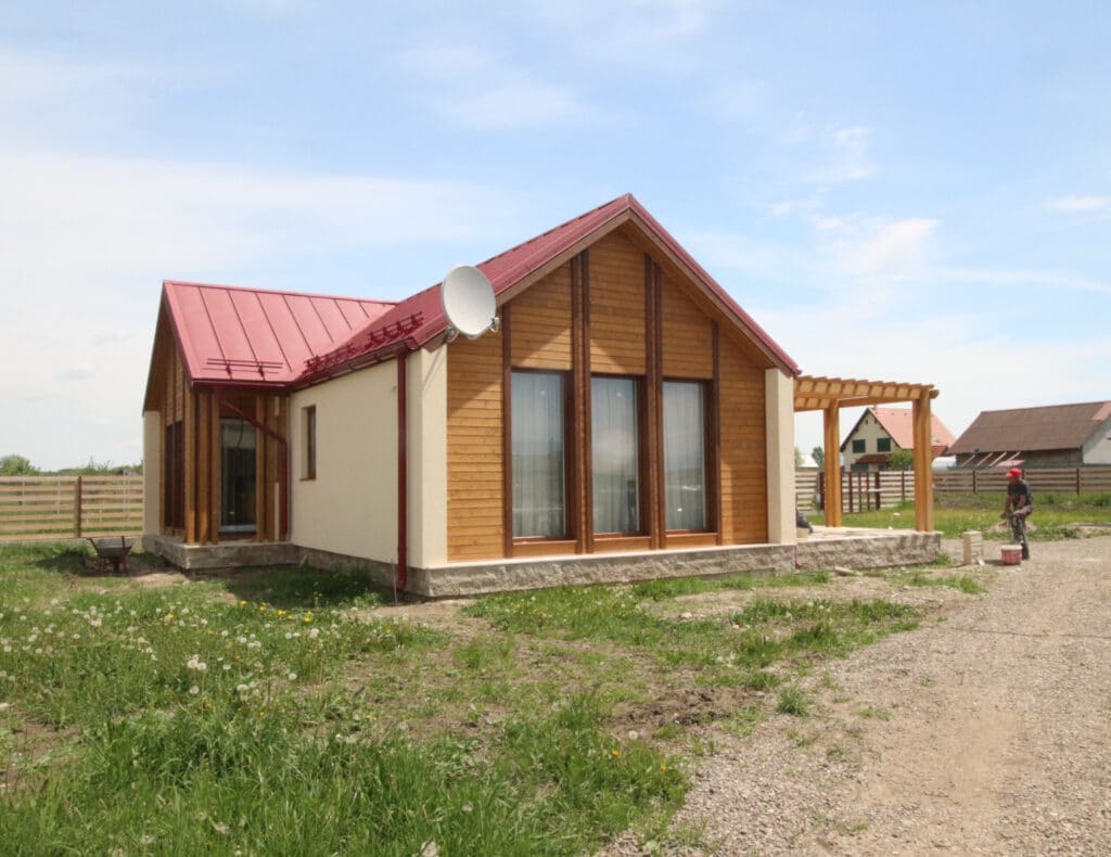 Case din structură metalică vs cărămidă, ce trebuie să știi despre acestea